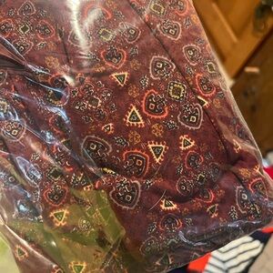 LuLaRoe Burgundy Paisley Leggings